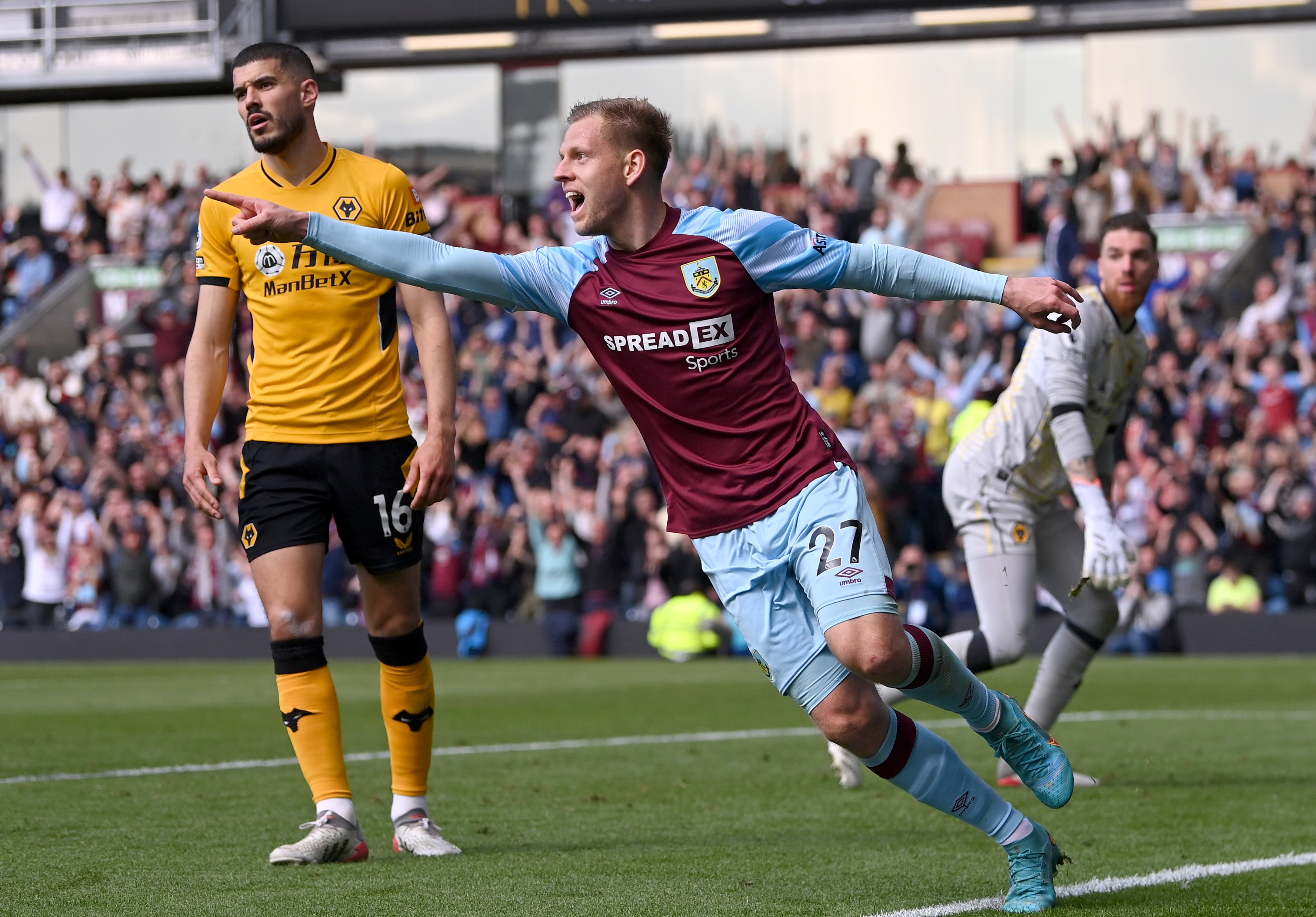 Matej Vydra, Burnley, Premier League