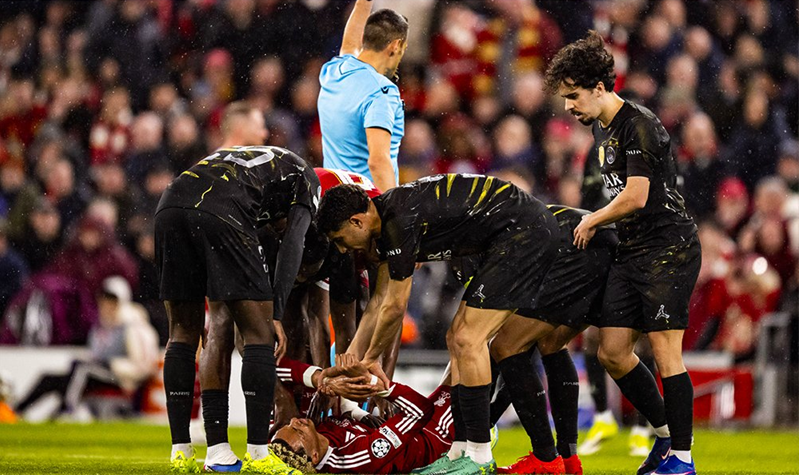 Hugo Ekitike ruptures his achilles during Liverpool's Champions League quarter-final defeat by PSG on April 15, 2026.